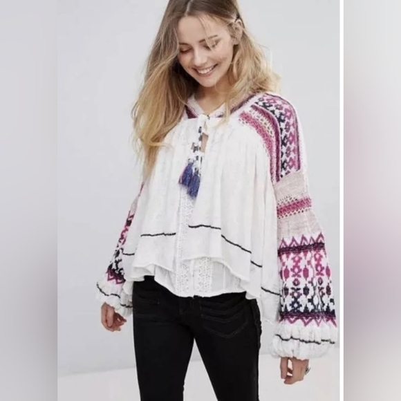 FREE PEOPLE DREAMLAND SWEATER - Picture 2 of 9